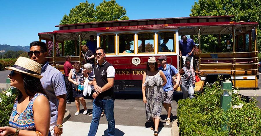 Sonoma Valley: Wine Trolley Tasting Tour with Lunch - Key things to love about this Sonoma Valley trolley tasting