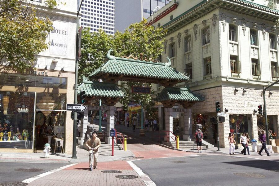 Top 10 Streets of SF, Chinatown & North Beach Highlights - Union Square Photo Stop: A 10-Minute Orienting Moment