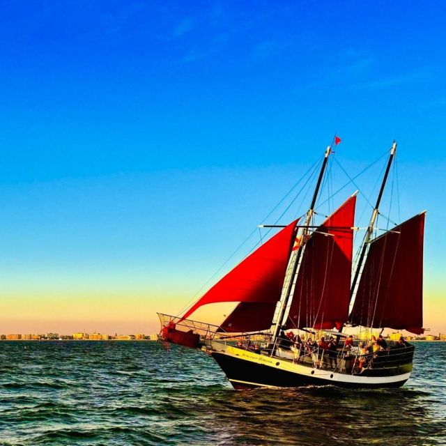 Treasure Island, FL: Suncoast Sailing Day & Sunset Cruise - Crew and captain: why the interaction matters