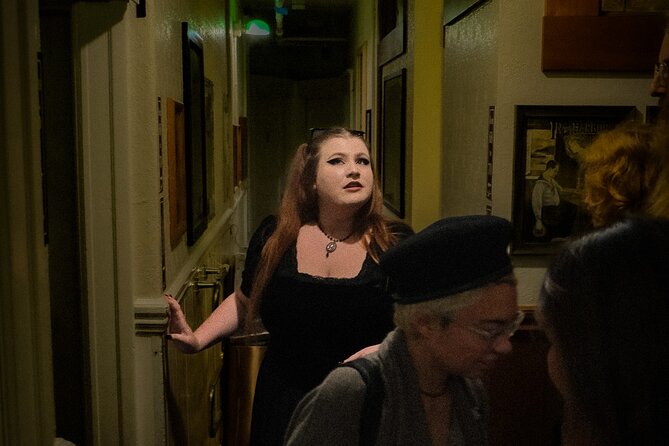 VIP Haunted Hotel Experience: Ghost Hunting plus Cocktail - FAQ