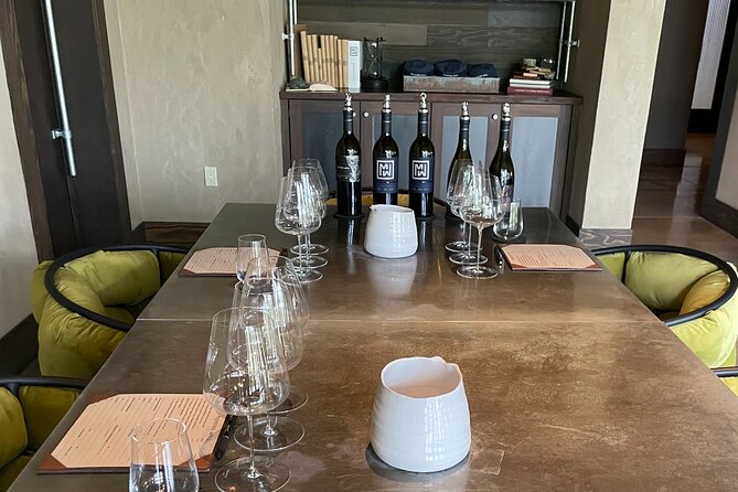 Wine Tour Pros - Napa Wine Tour: SUV Up To 6 Guests - Between Tastings: Water, Planning, and That Saved-Lunch Factor