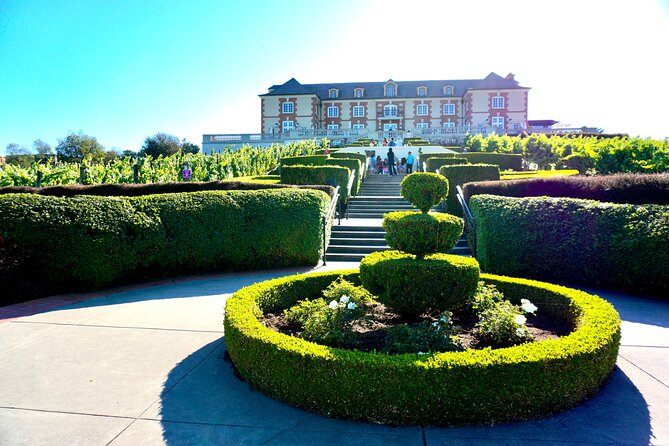 Wine Tour Transportation Services in Napa Valley - Meals are not included, so plan for the in-between hours