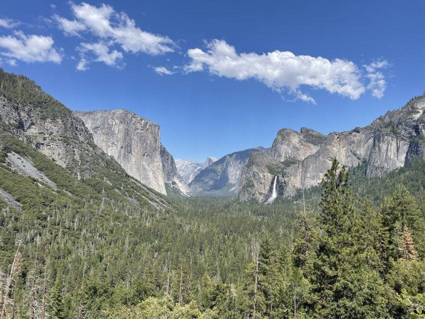 Yosemite, Giant Sequoias, Private Tour from San Francisco - Tunnel View to Bridalveil Falls: the classic Yosemite sequence