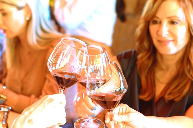 Yountville Food and Wine Tour in Napa - Yountville is built for a walking food tour